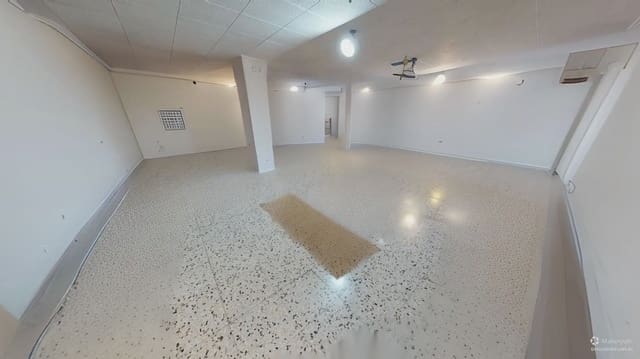 Comercial para venda em El Campello - 159 000 € (Ref: 9789669)