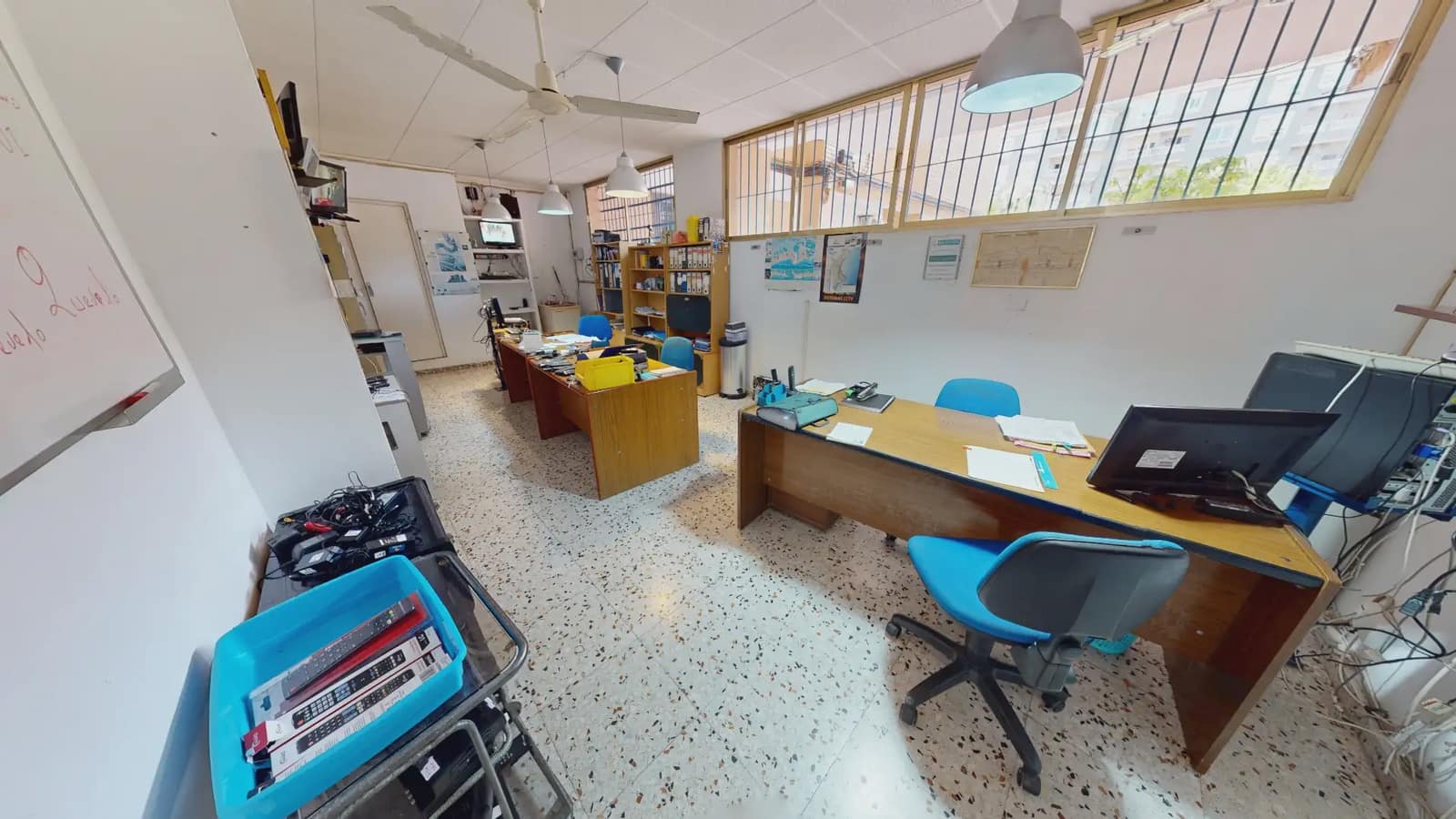 Commercial for sale in El Campello - € 159,000 (Ref: 9789669)