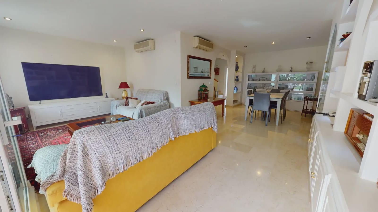 3 Zimmer Haus zu verkaufen in Alicante / Alacant Stadt mit Pool Garage - 619.000 € (Ref: 9815251)