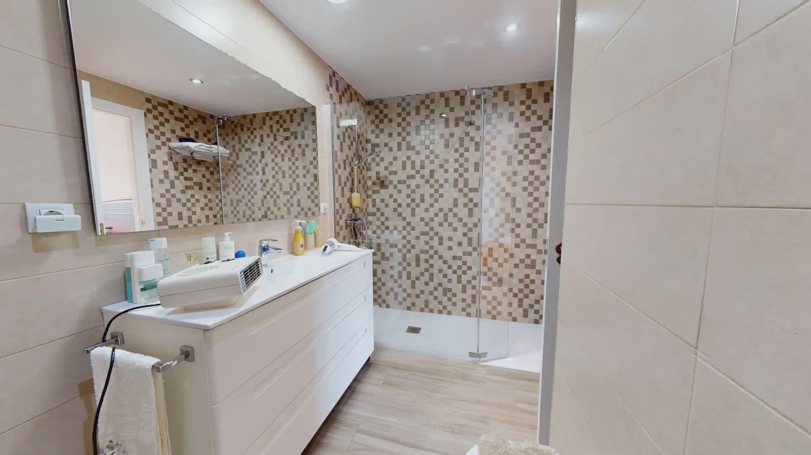 3 Zimmer Haus zu verkaufen in Alicante / Alacant Stadt mit Pool Garage - 619.000 € (Ref: 9815251)