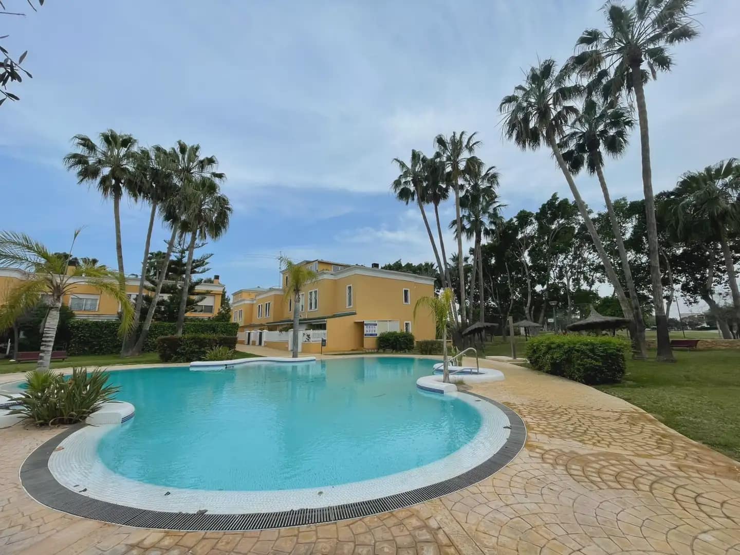 3 Zimmer Haus zu verkaufen in Alicante / Alacant Stadt mit Pool Garage - 619.000 € (Ref: 9815251)