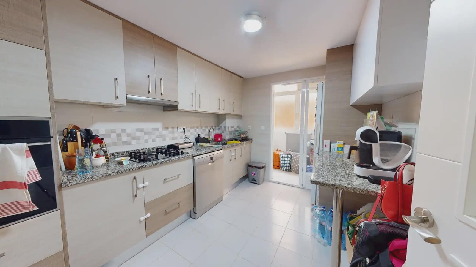 Piso de 3 habitaciones en Muchamiel / Mutxamel en venta - 200.000 € (Ref: 9824235)