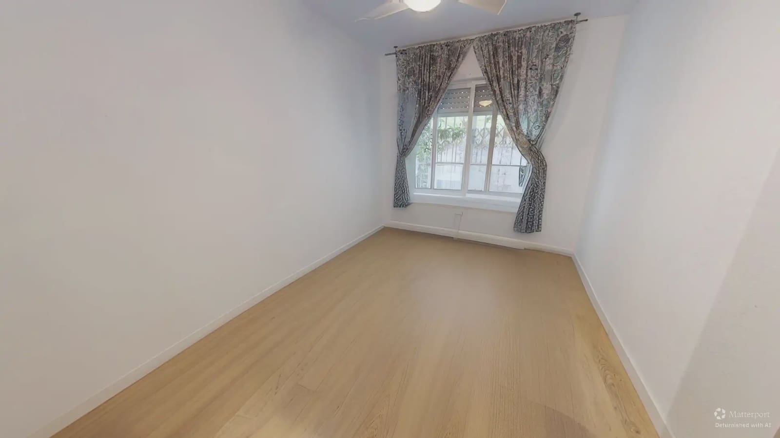 Piso de 3 habitaciones en Muchamiel / Mutxamel en venta - 200.000 € (Ref: 9824235)