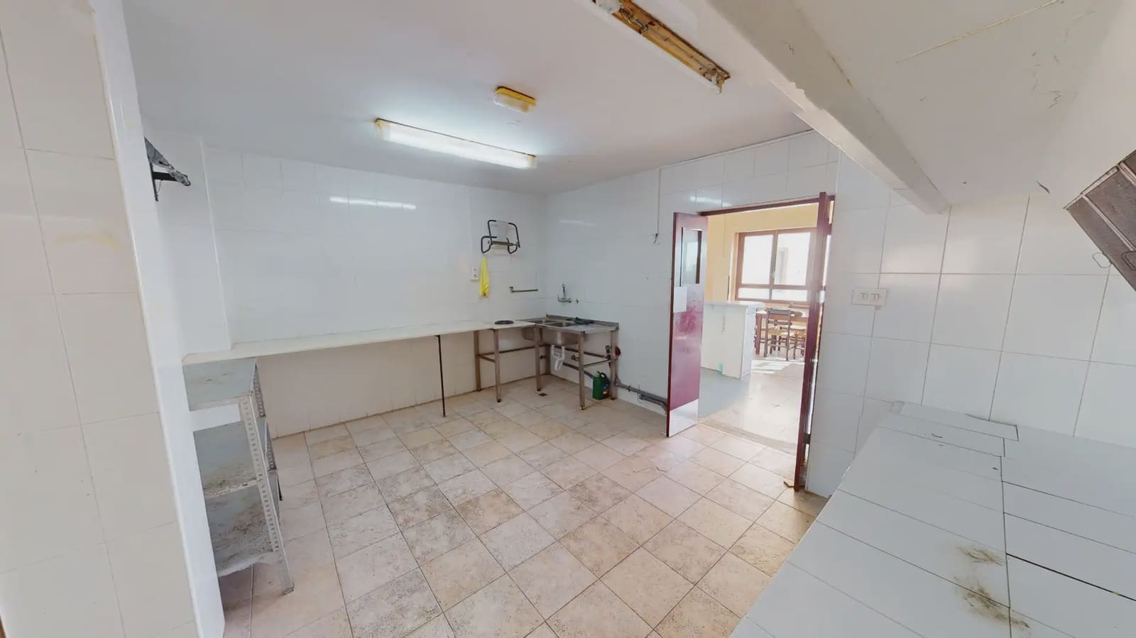 Local Comercial en Busot en venta - 160.000 € (Ref: 9832059)