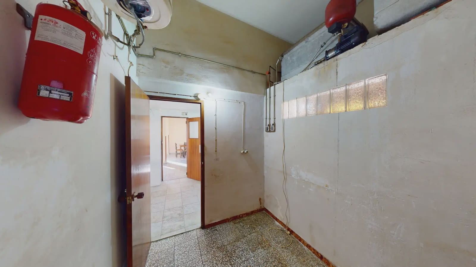 Local Comercial en Busot en venta - 160.000 € (Ref: 9832059)