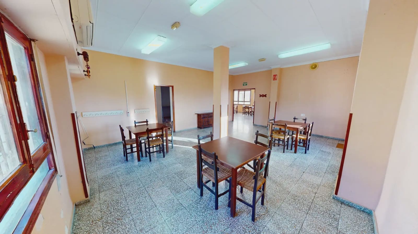 Local Comercial en Busot en venta - 160.000 € (Ref: 9832059)