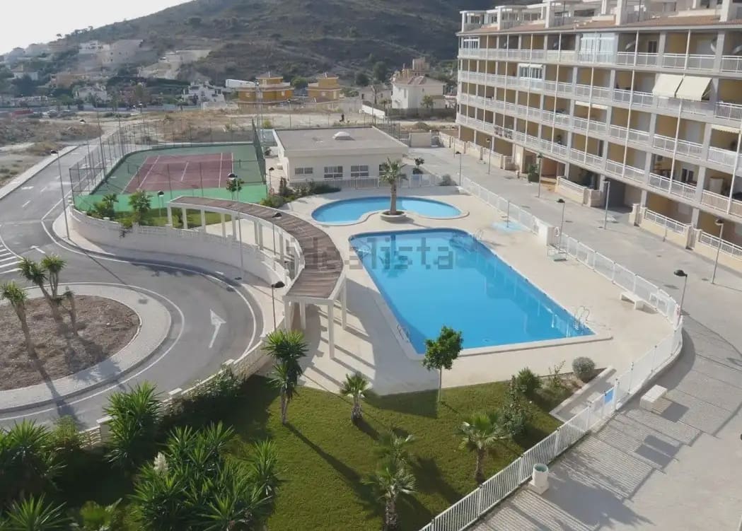 2 bedroom Flat for sale in El Campello with pool garage - € 220,000 (Ref: 9841893)