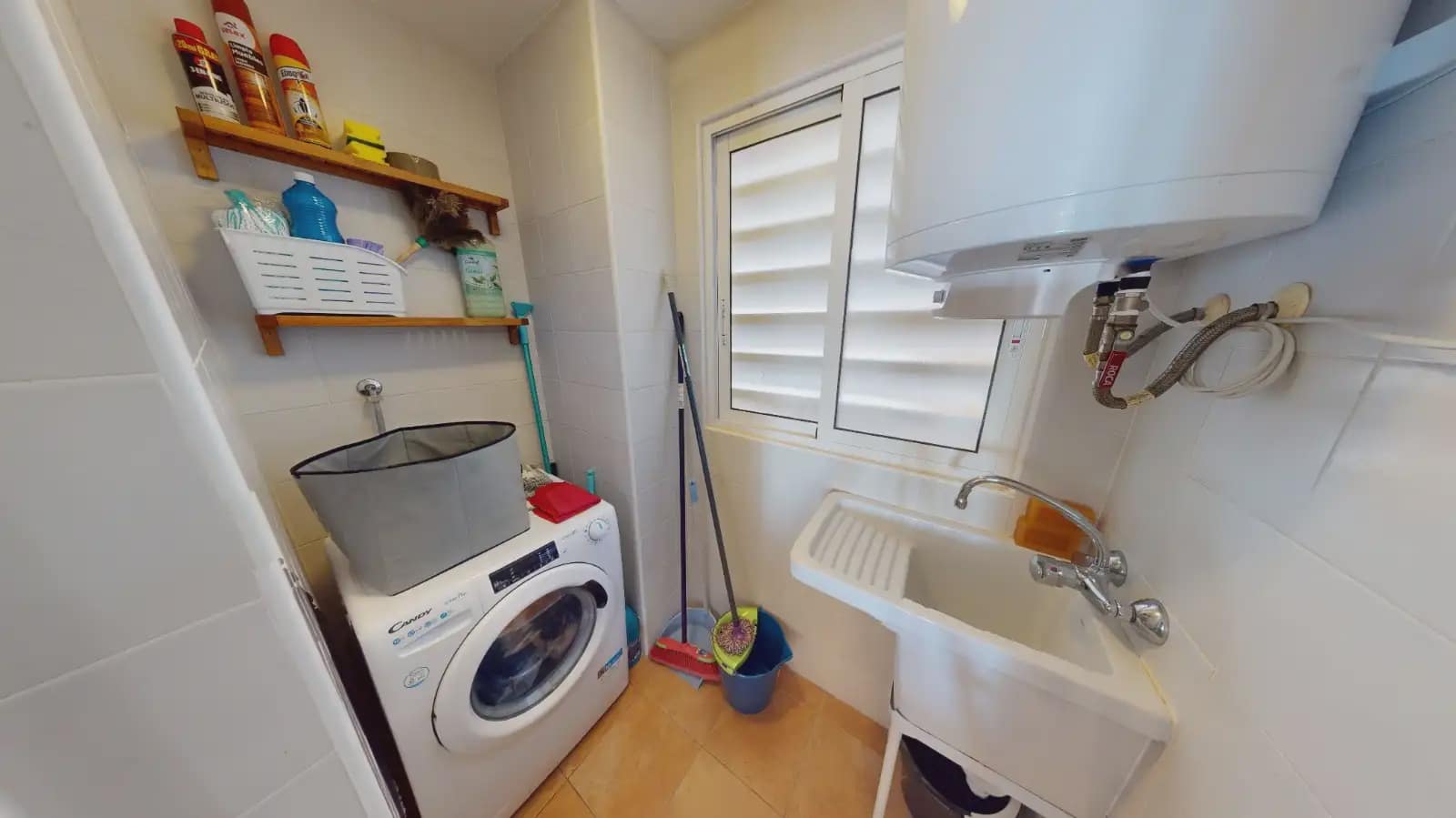 2 bedroom Flat for sale in El Campello with pool garage - € 220,000 (Ref: 9841893)