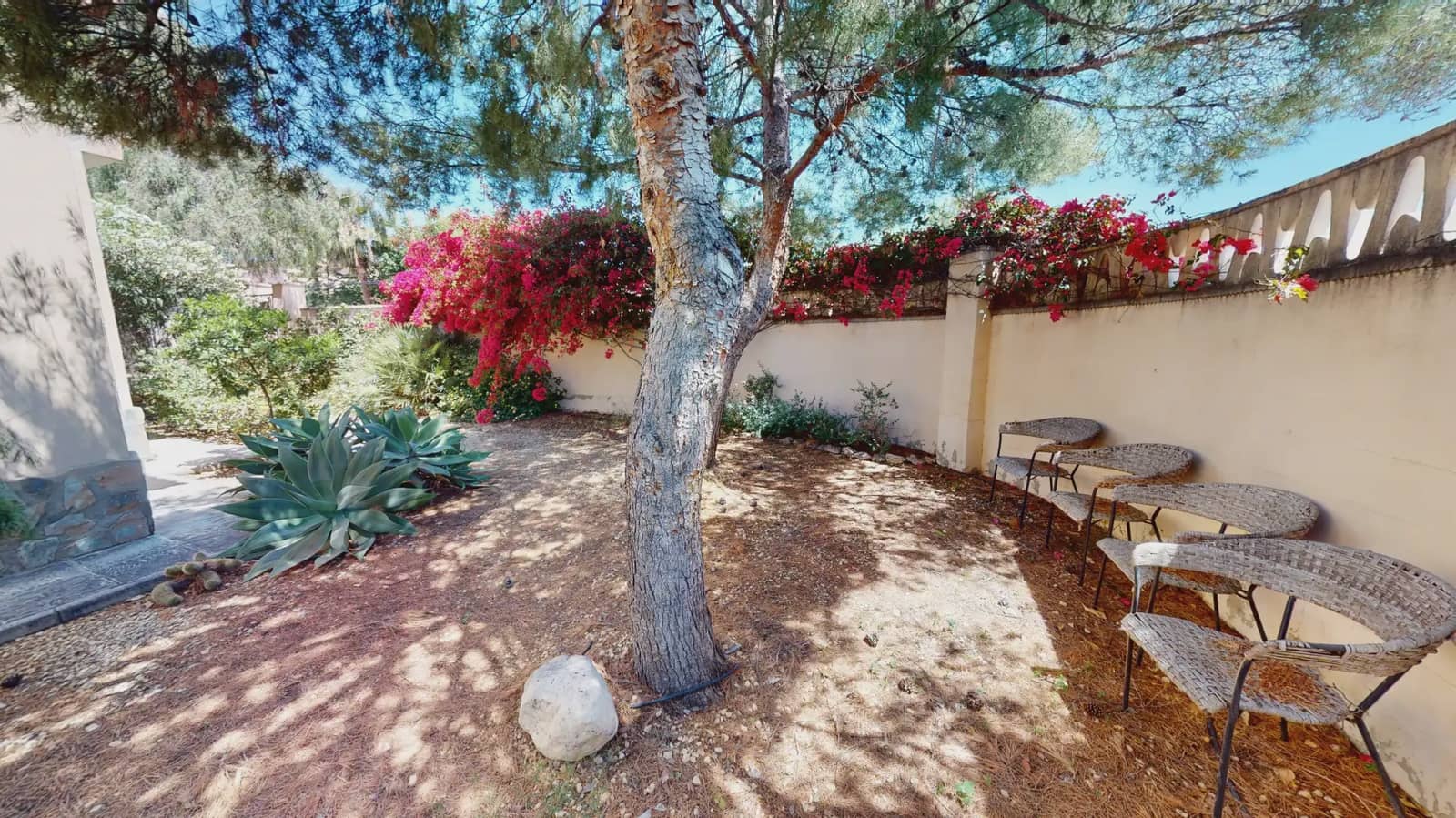 4 bedroom Villa for sale in Muchamiel / Mutxamel with pool garage - € 348,000 (Ref: 9855950)