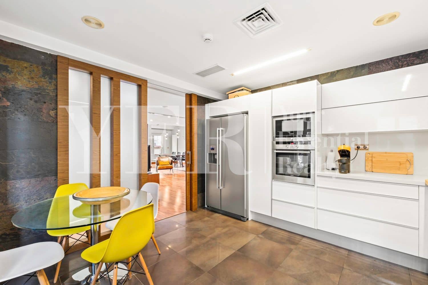3 quarto Apartamento para arrendar em Alicante cidade com garagem - 2 500 € (Ref: 10021960)