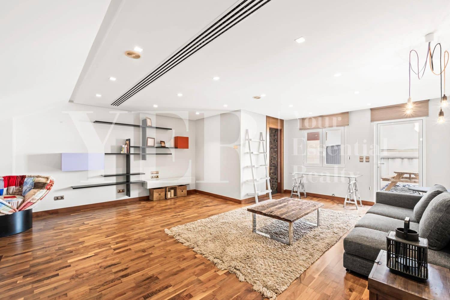 3 quarto Apartamento para arrendar em Alicante cidade com garagem - 2 500 € (Ref: 10021960)