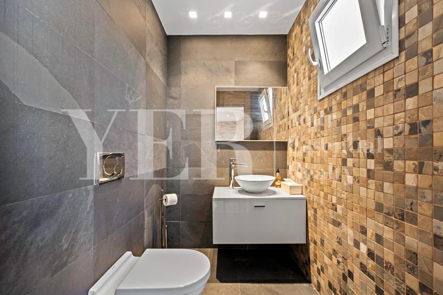3 quarto Apartamento para arrendar em Alicante cidade com garagem - 2 500 € (Ref: 10021960)