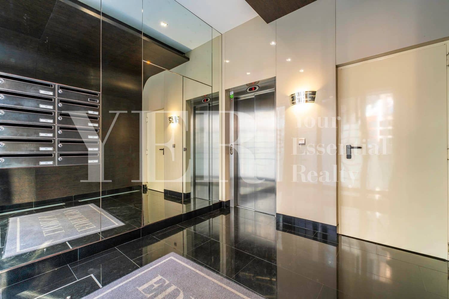 3 quarto Apartamento para arrendar em Alicante cidade com garagem - 2 500 € (Ref: 10021960)