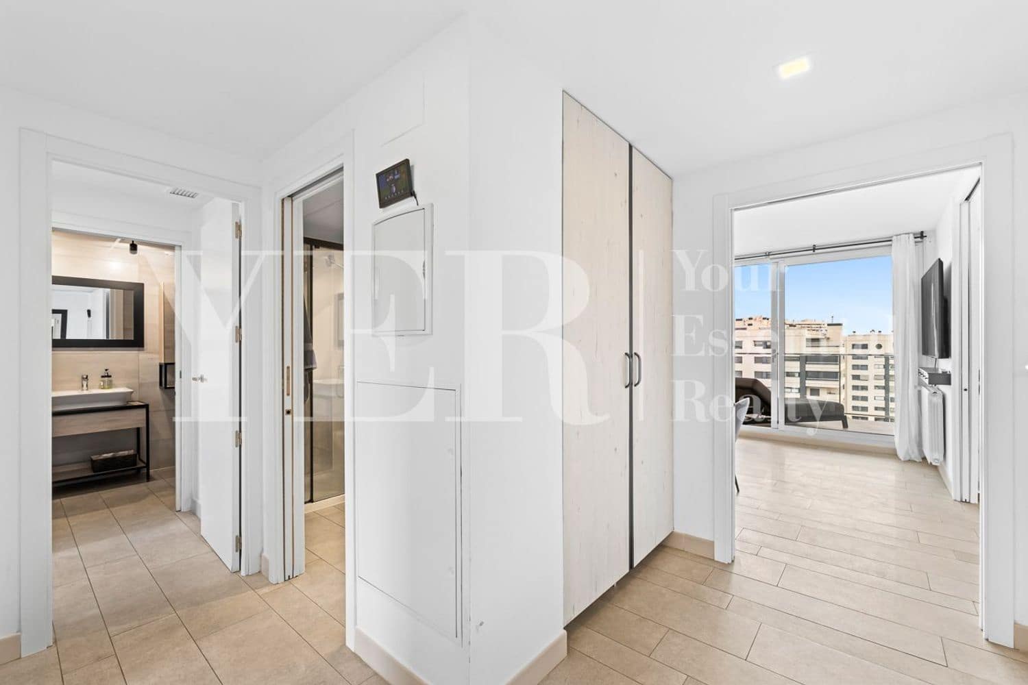 3 sypialnia Apartament do wynajęcia w Miasto Alicante / Alacant z basenem garażem - 2 600 € (Ref: 10036260)