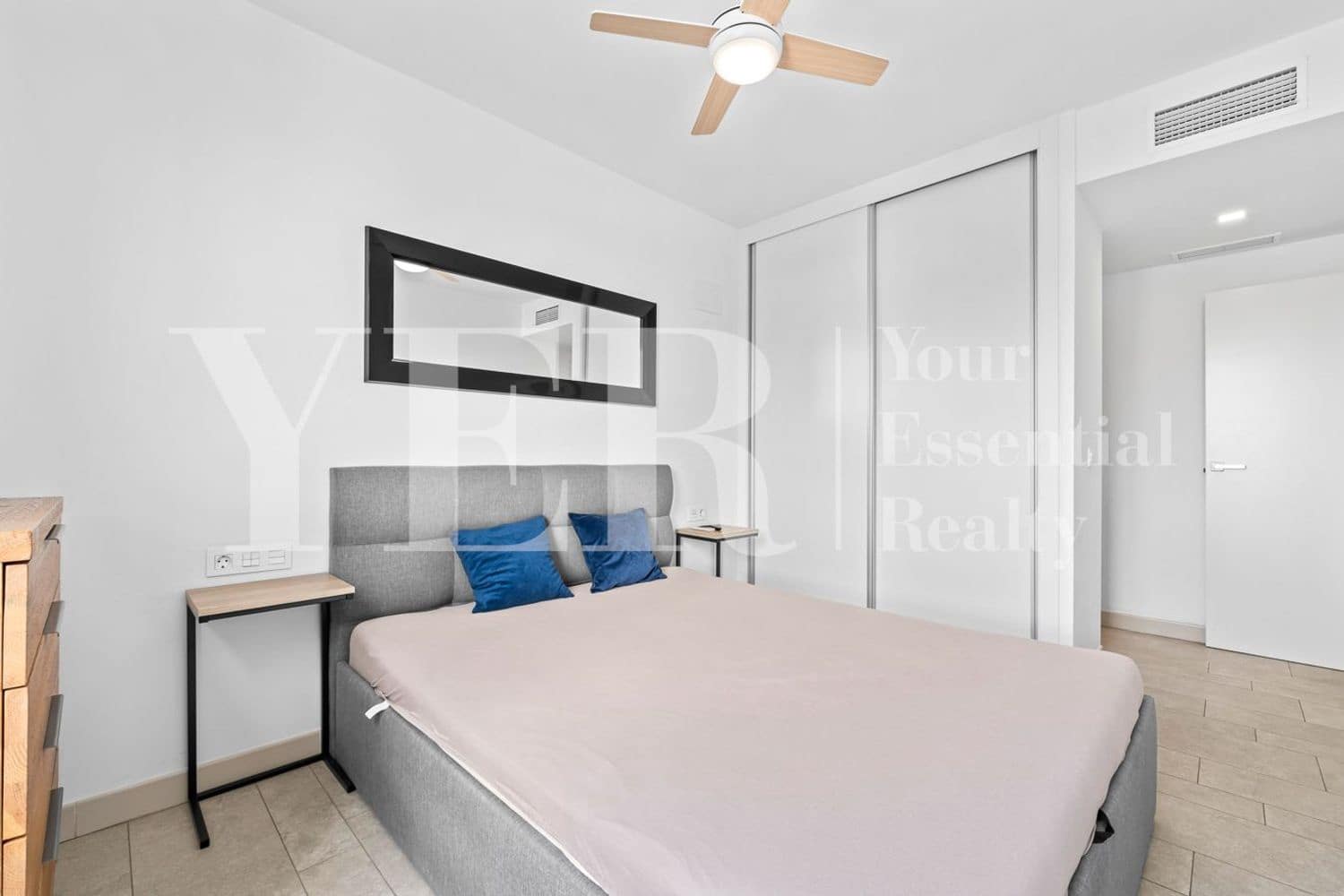 3 sypialnia Apartament do wynajęcia w Miasto Alicante / Alacant z basenem garażem - 2 600 € (Ref: 10036260)