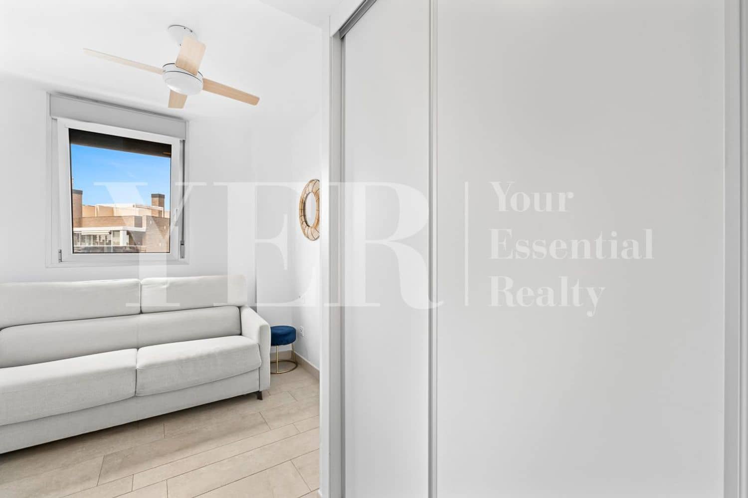 3 sypialnia Apartament do wynajęcia w Miasto Alicante / Alacant z basenem garażem - 2 600 € (Ref: 10036260)