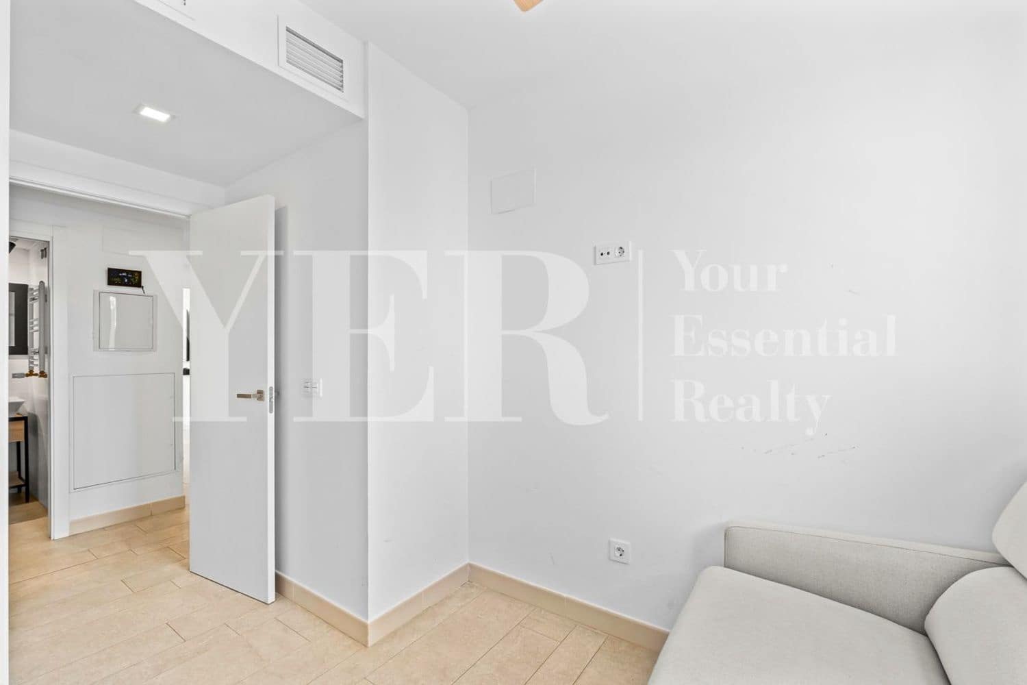 3 sypialnia Apartament do wynajęcia w Miasto Alicante / Alacant z basenem garażem - 2 600 € (Ref: 10036260)