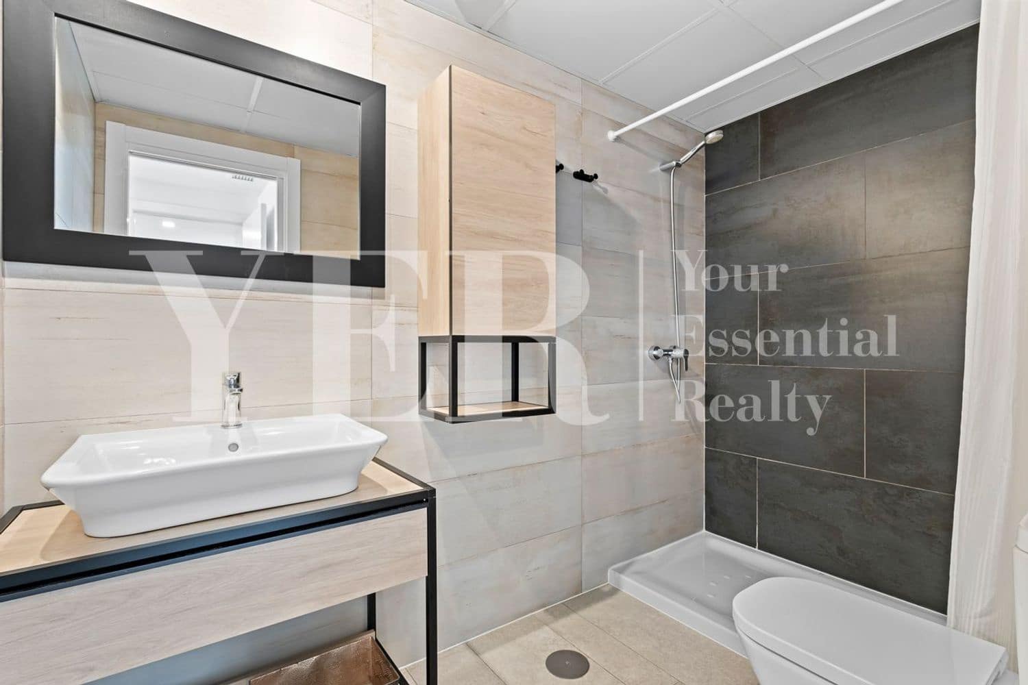 3 sypialnia Apartament do wynajęcia w Miasto Alicante / Alacant z basenem garażem - 2 600 € (Ref: 10036260)