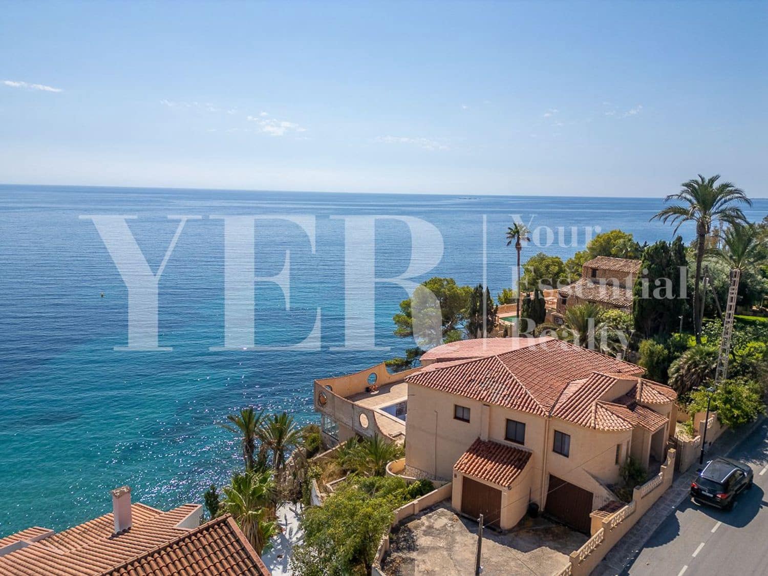 Villa in vendita in El Campello con piscina garage - 1.290.000 € (Rif: 10090087)