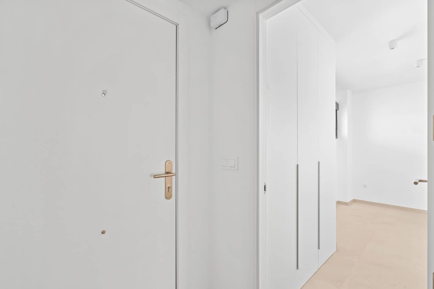 Apartamento de 2 habitaciones en Alicante / Alacant ciudad en alquiler con piscina garaje - 1.550 € (Ref: 10157118)