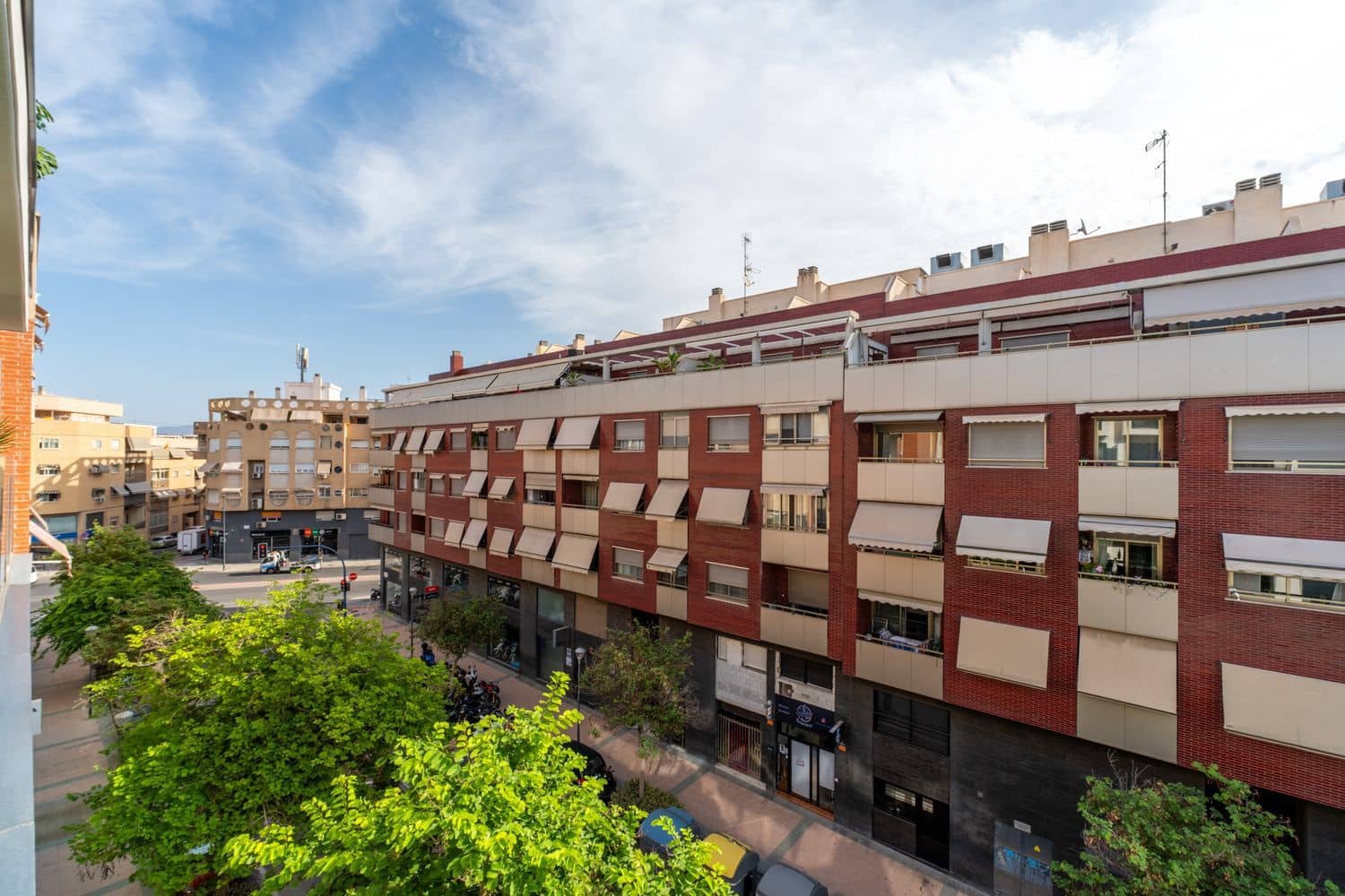 Apartamento de 2 habitaciones en Alicante / Alacant ciudad en alquiler con piscina garaje - 1.550 € (Ref: 10157118)