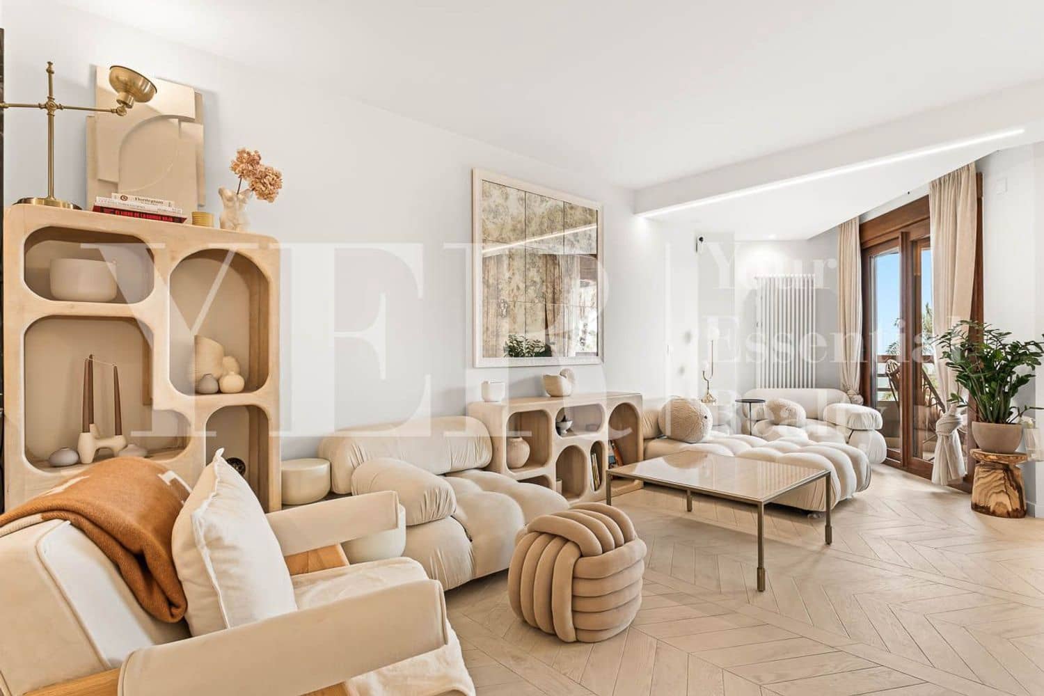 3 bedroom Apartment for sale in Alicante / Alacant city with garage - € 799,000 (Ref: 10157120)