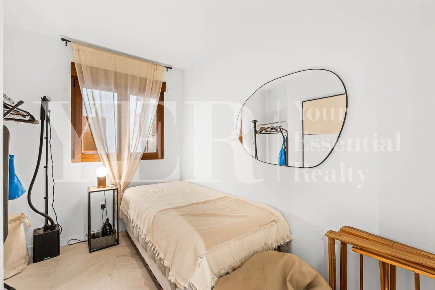 3 bedroom Apartment for sale in Alicante / Alacant city with garage - € 799,000 (Ref: 10157120)