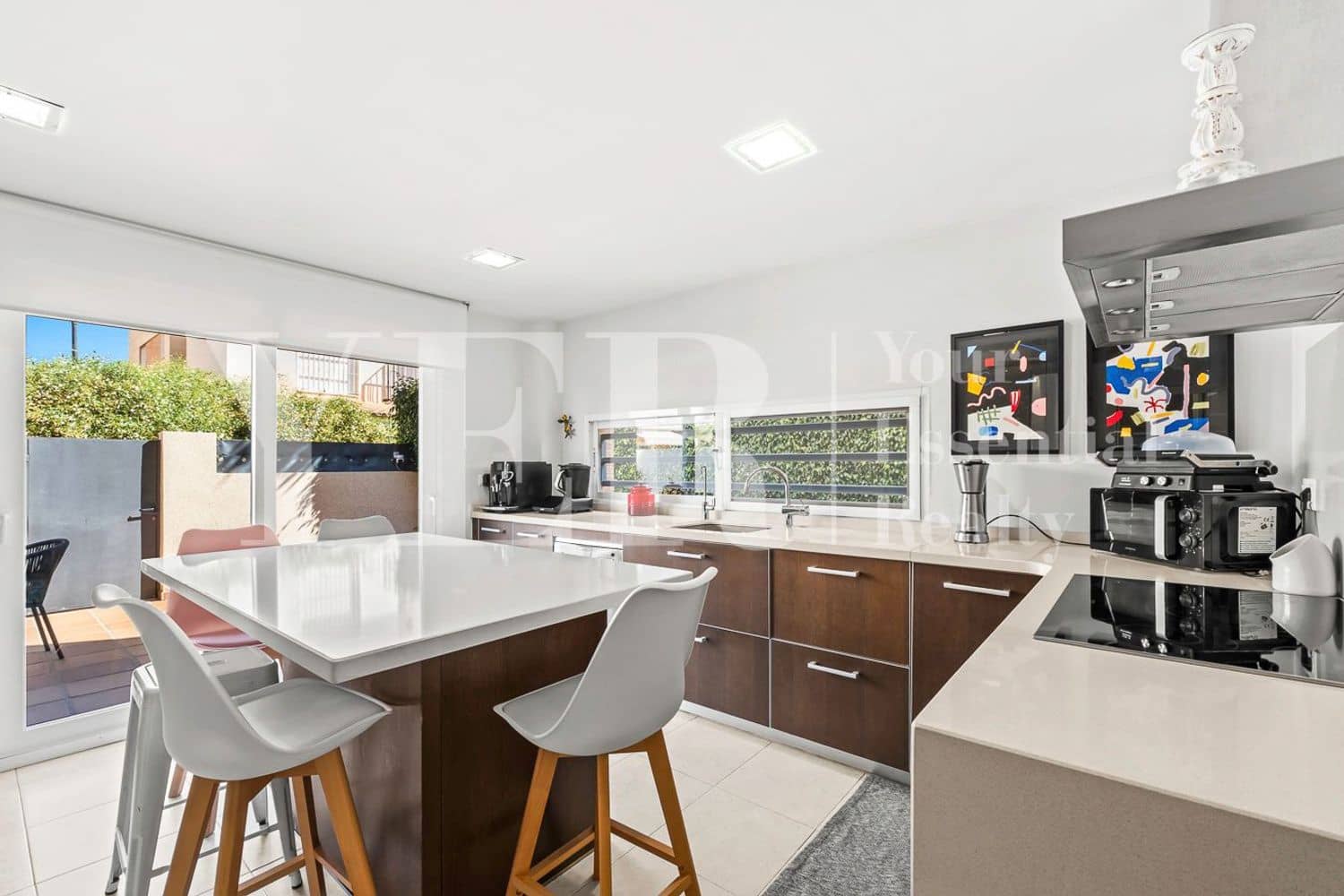 4 soveværelse Byhus til salg i Playa de Muchavista med swimmingpool garage - € 890.000 (Ref: 10157123)