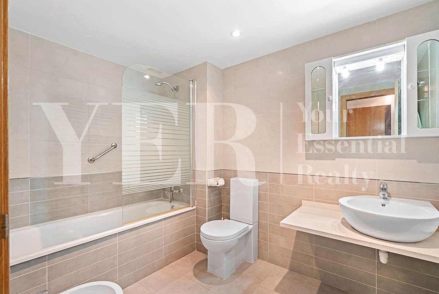 2 slaapkamer Appartement te koop in Alicante stad met zwembad garage - € 535.000 (Ref: 10157124)