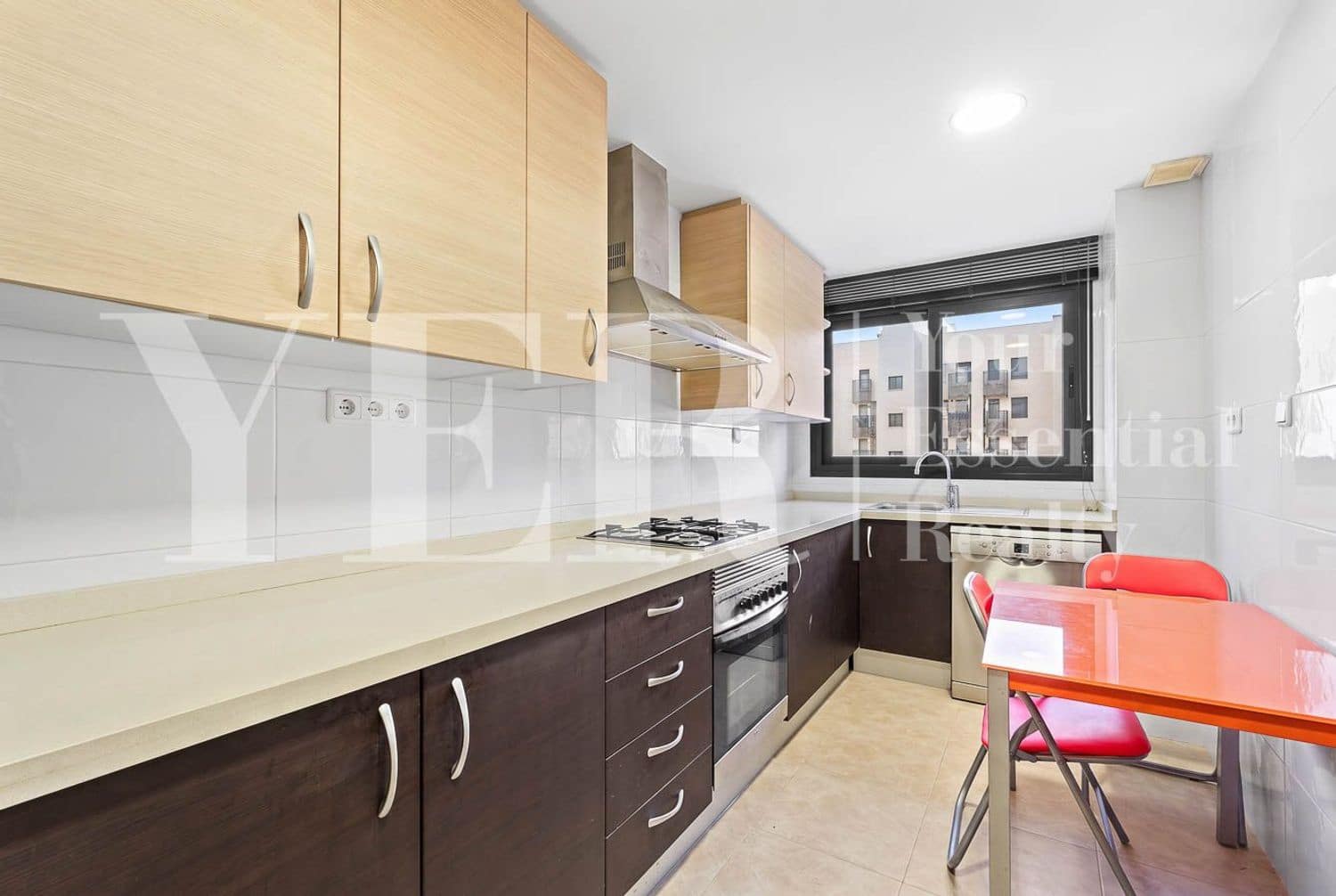 2 slaapkamer Appartement te koop in Alicante stad met zwembad garage - € 535.000 (Ref: 10157124)