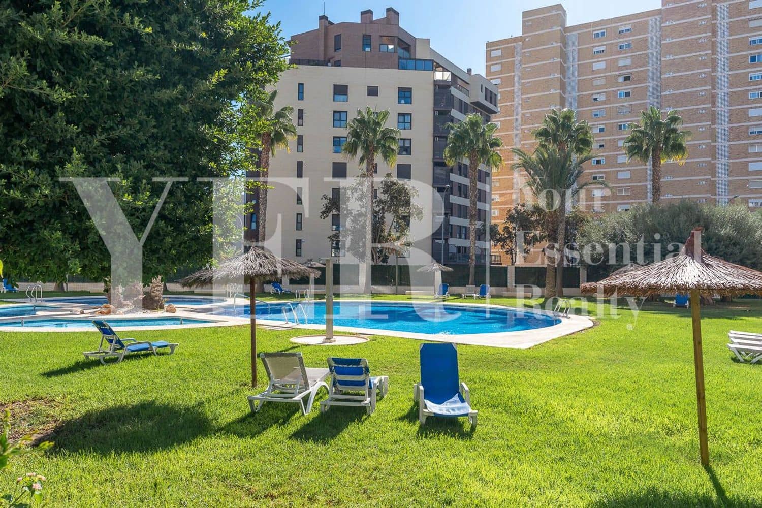 2 slaapkamer Appartement te koop in Alicante stad met zwembad garage - € 535.000 (Ref: 10157124)