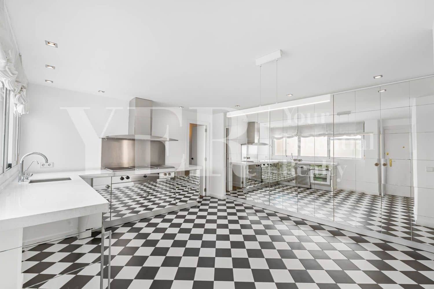 4 chambre Appartement à vendre à Alicante ville avec garage - 1 200 000 € (Ref: 10157125)