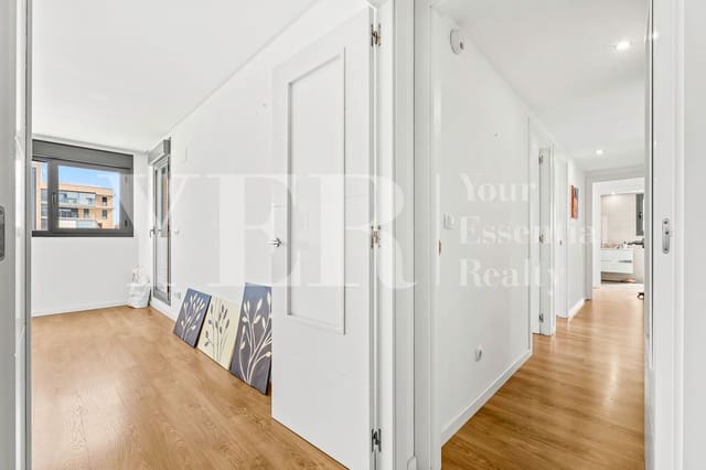 3 Zimmer Apartment zu verkaufen in PAU, Alicante / Alacant Stadt mit Pool Garage - 550.000 € (Ref: 10157126)