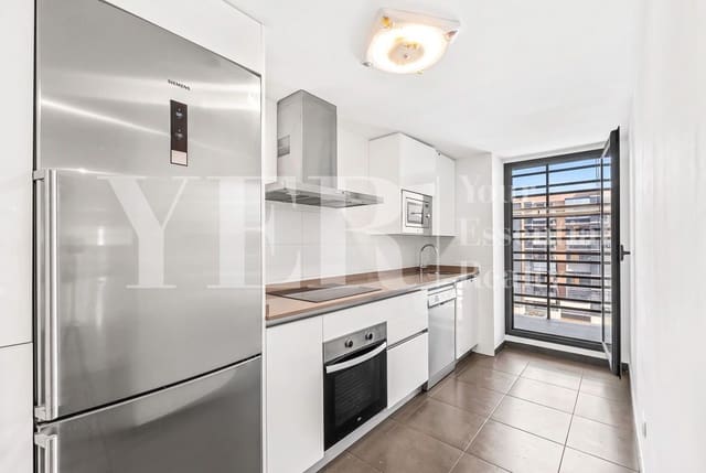 3 Zimmer Apartment zu verkaufen in PAU, Alicante / Alacant Stadt mit Pool Garage - 550.000 € (Ref: 10157126)