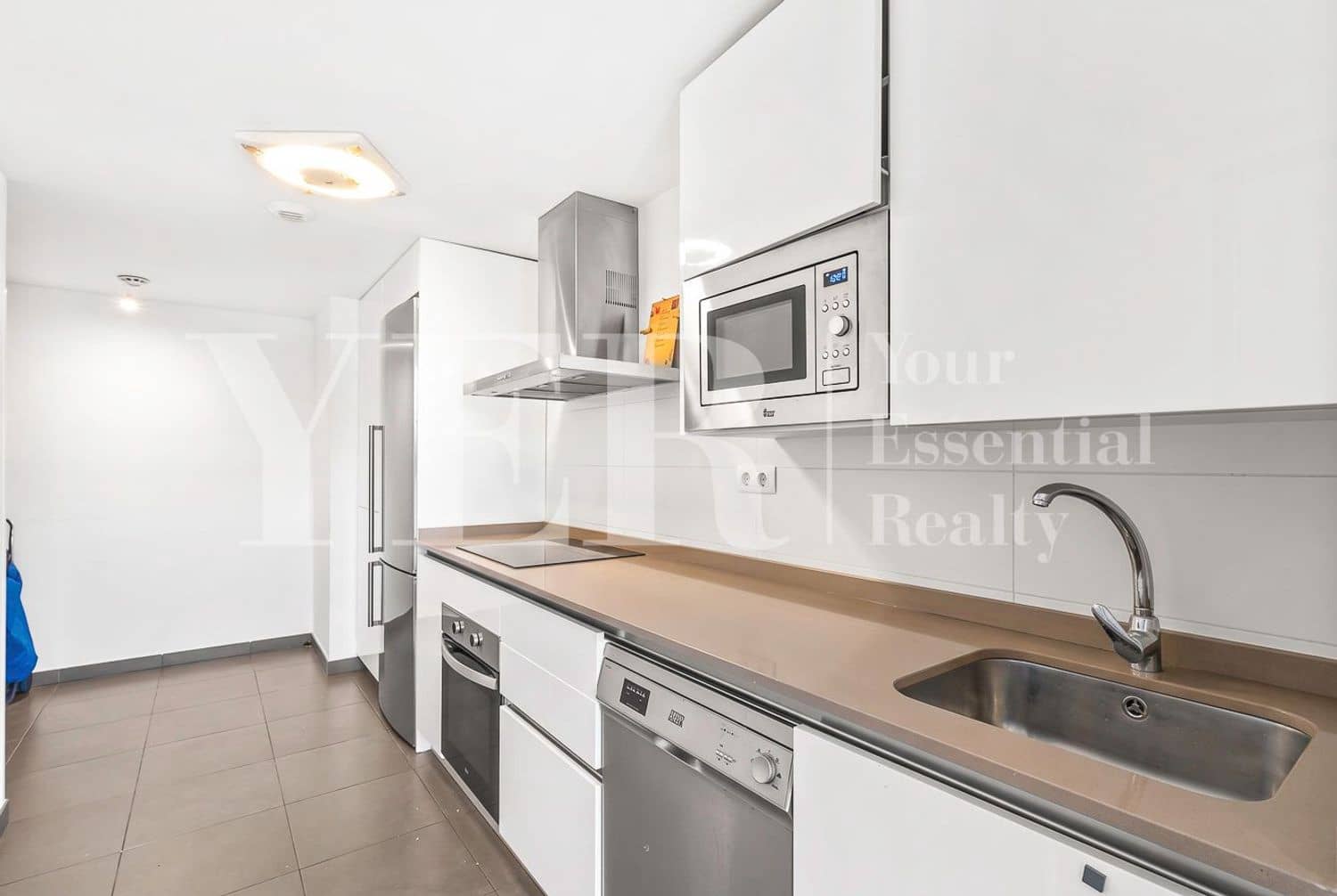 3 chambre Appartement à vendre à Alicante ville avec piscine garage - 550 000 € (Ref: 10157126)