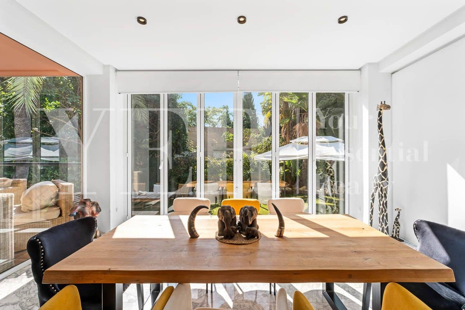 6 bedroom Villa for sale in Muchamiel / Mutxamel with garage - € 999,000 (Ref: 10157127)