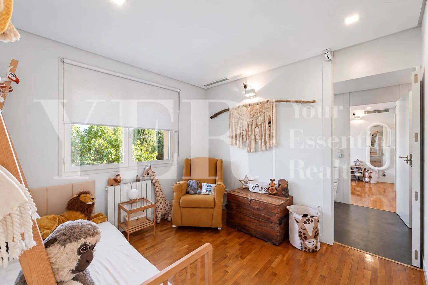 6 bedroom Villa for sale in Muchamiel / Mutxamel with garage - € 999,000 (Ref: 10157127)