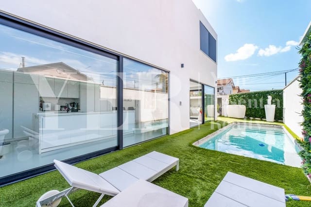 7 soverom Villa til salgs i Norte, Alicante by med svømmebasseng garasje - € 999 000 (Ref: 10157129)