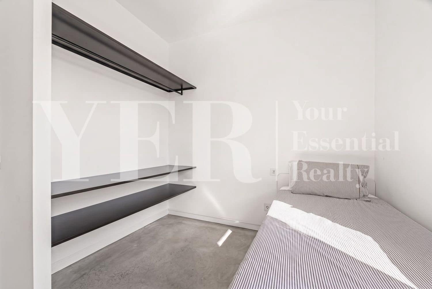 7 soverom Villa til salgs i Alicante by med svømmebasseng garasje - € 999 000 (Ref: 10157129)