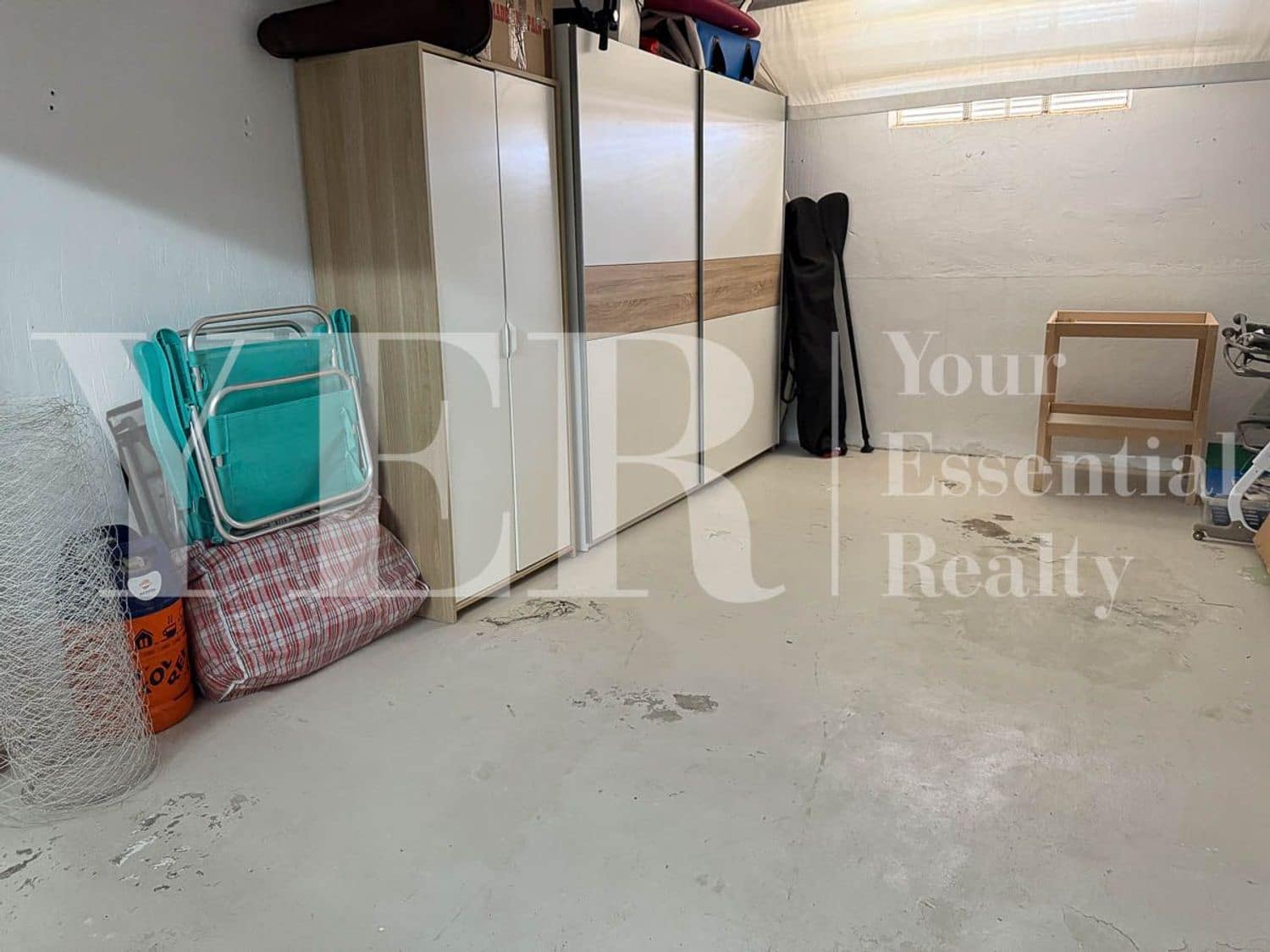 Garage til salg i Alicante by - € 40.000 (Ref: 10176149)