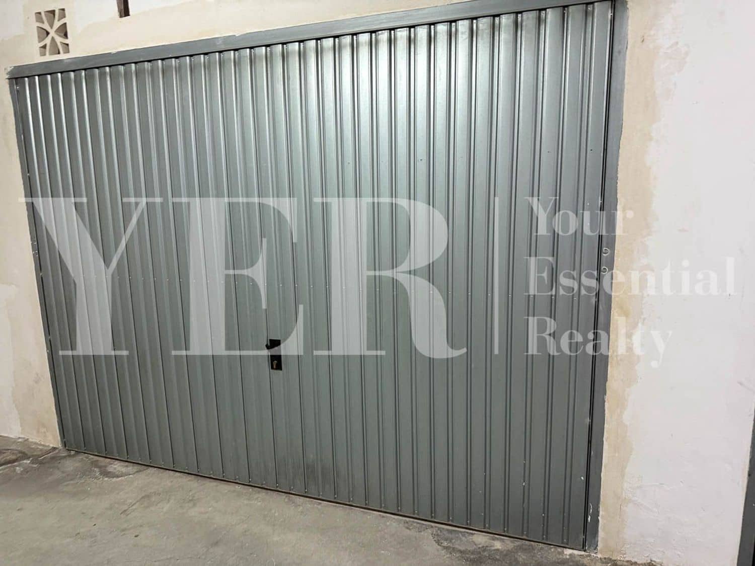 Garage til salg i Alicante by - € 40.000 (Ref: 10176149)