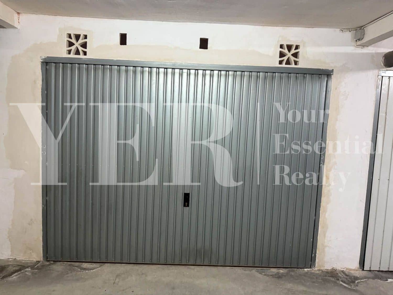 Garage til salg i Alicante by - € 40.000 (Ref: 10176149)