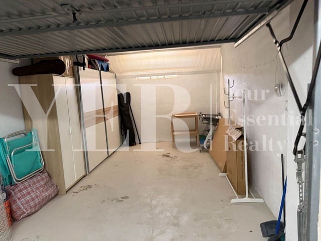 Garage til salg i PAU, Alicante by - € 40.000 (Ref: 10176149)