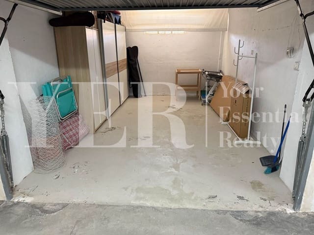 Garage til salg i PAU, Alicante by - € 40.000 (Ref: 10176149)