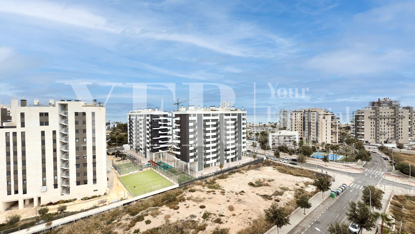 3 sypialnia Penthouse na sprzedaż w Miasto Alicante / Alacant z basenem garażem - 950 000 € (Ref: 8799461)