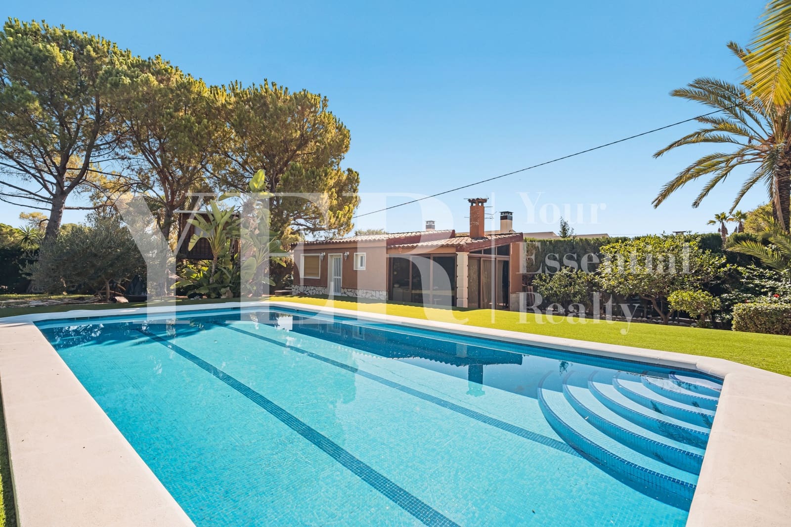 6 soveværelse Villa til salg i Elche / Elx med swimmingpool garage - € 735.000 (Ref: 8799471)