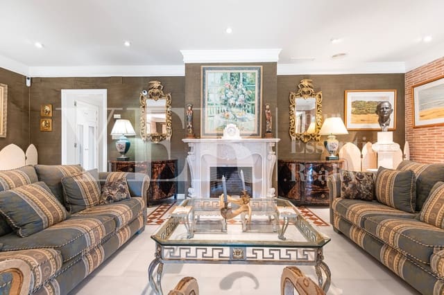 6 soverom Villa til salgs i Peña de las Águilas, Elche / Elx med svømmebasseng garasje - € 735 000 (Ref: 8799471)