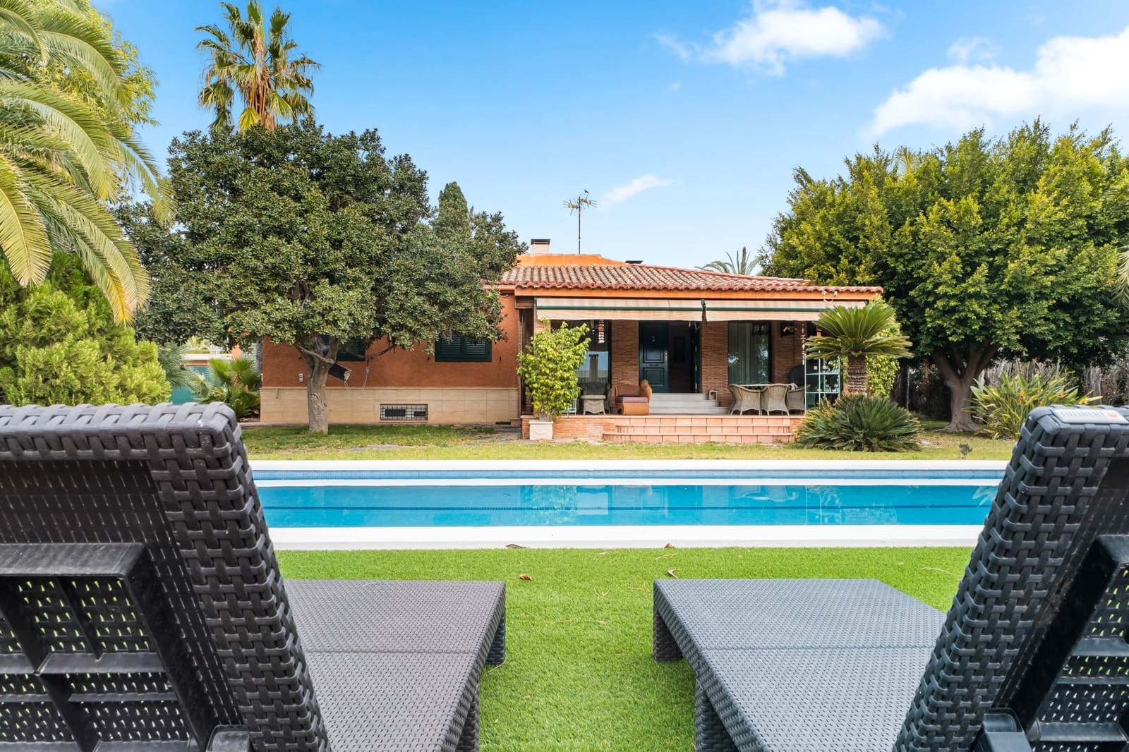 6 soveværelse Villa til salg i Elche / Elx med swimmingpool garage - € 735.000 (Ref: 8799471)