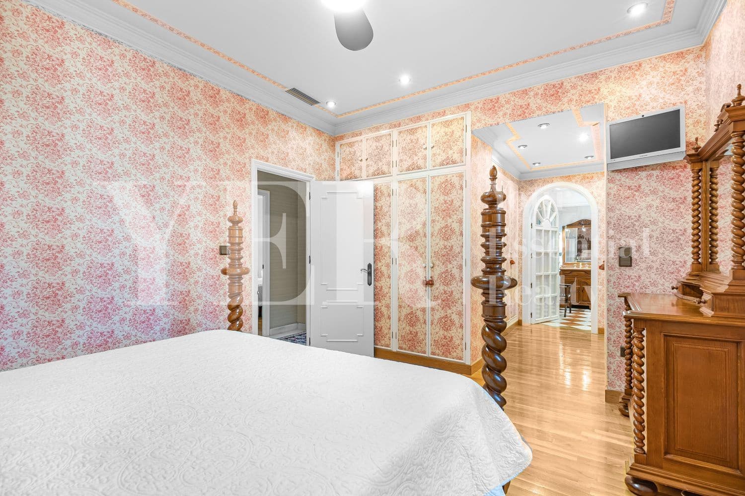 6 sypialnia Willa na sprzedaż w Elche / Elx z garażem - 730 000 € (Ref: 8799471)