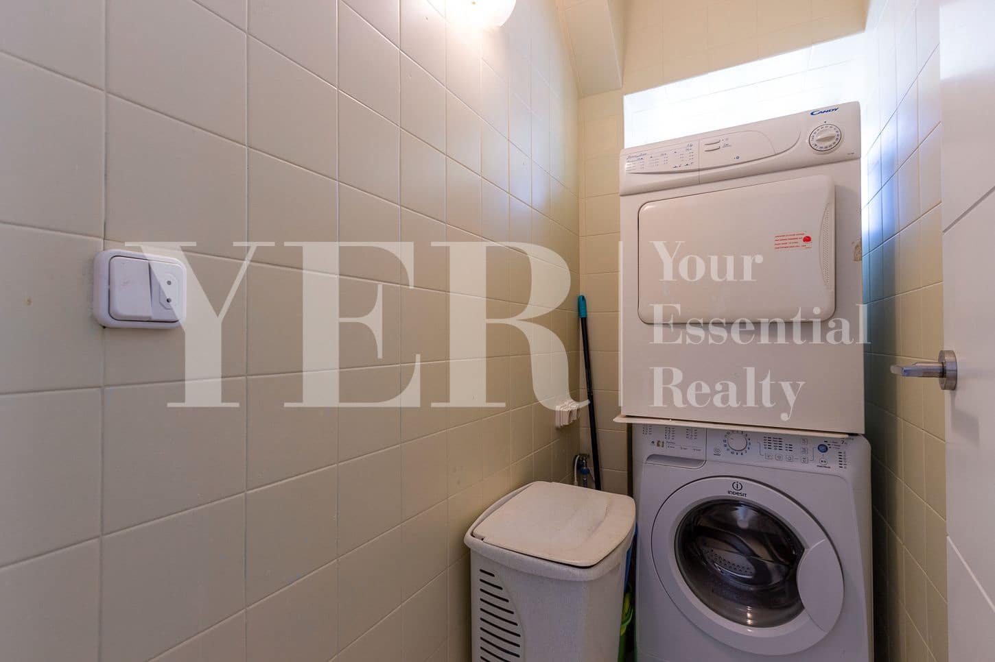 3 soveværelse Lejlighed til salg i Alicante by med swimmingpool garage - € 450.000 (Ref: 8799477)